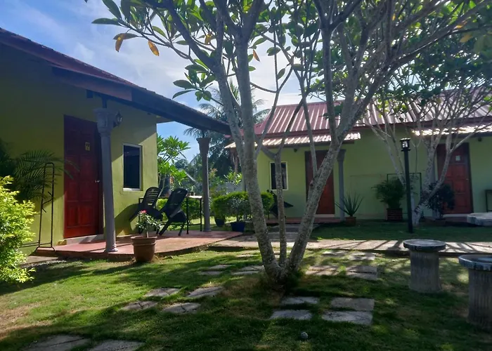 Motel Aurora Damai