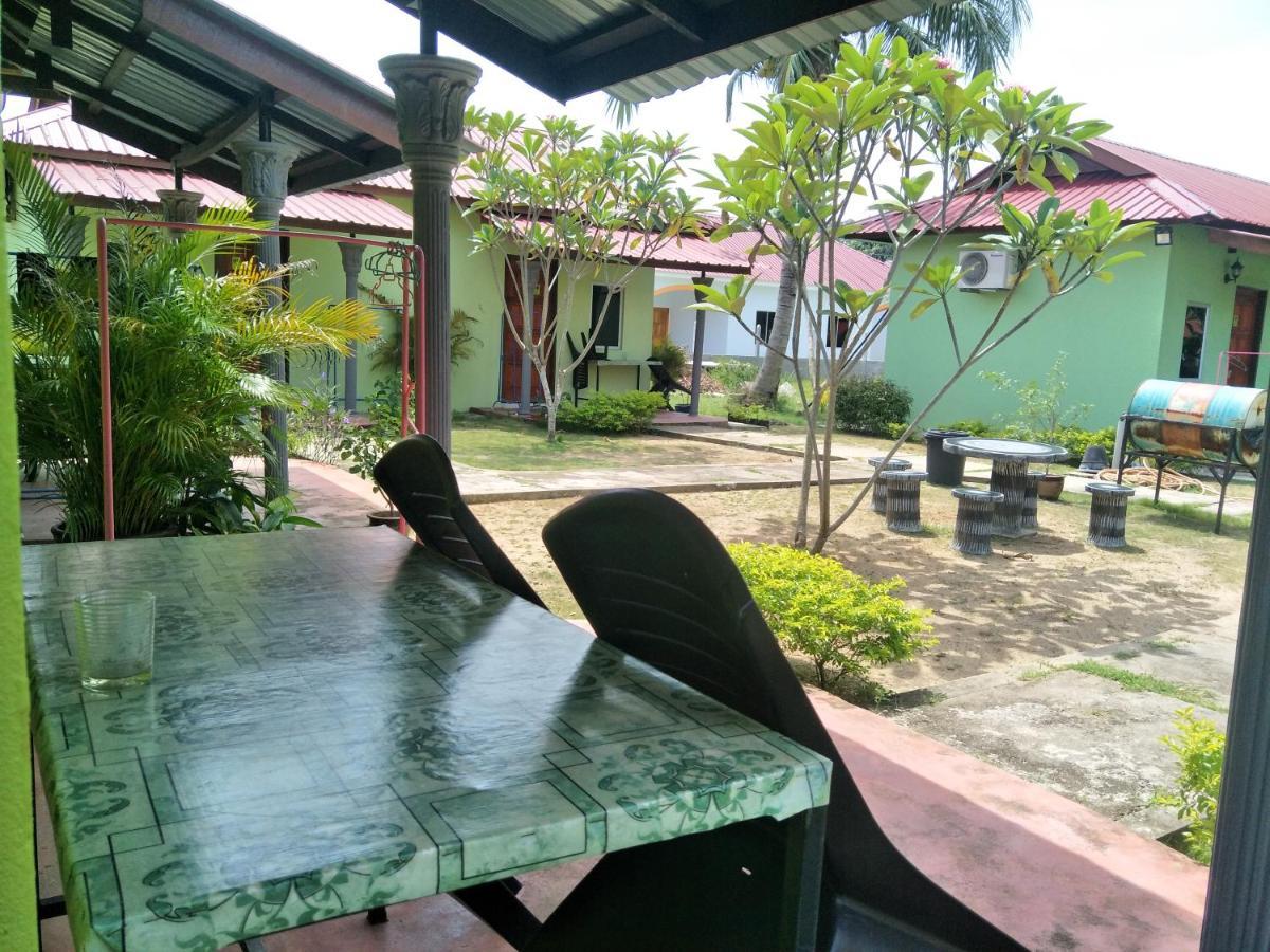 Aurora Damai 2*
