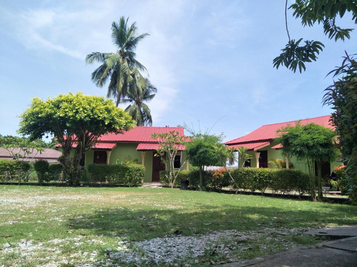 Aurora Damai 2*