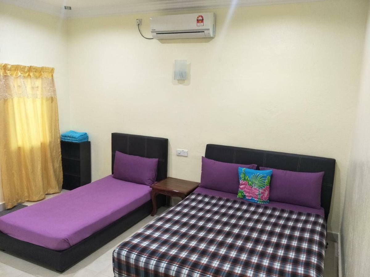 Motel Aurora Damai 2*